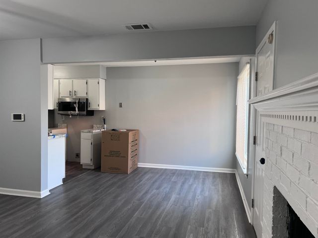 6320 KIRBY DOWNS DR, Memphis, TN 38115