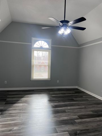 6320 KIRBY DOWNS DR, Memphis, TN 38115