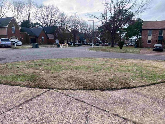 6320 KIRBY DOWNS DR, Memphis, TN 38115