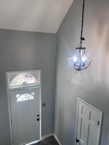 6320 KIRBY DOWNS DR, Memphis, TN 38115