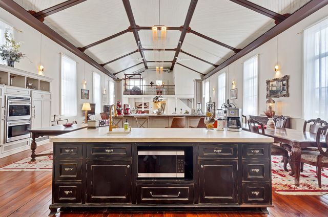 194 N Entrance Avenue, Kankakee, IL 60901