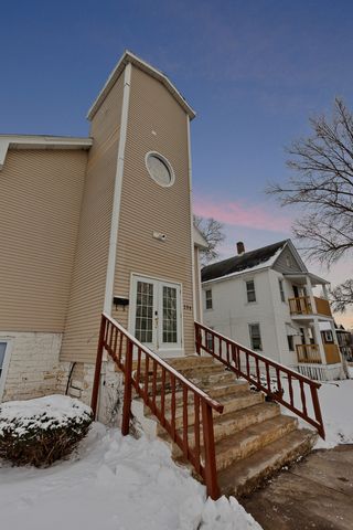 194 N Entrance Avenue, Kankakee, IL 60901