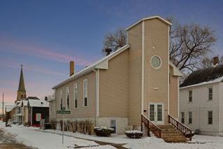 194 N Entrance Avenue, Kankakee, IL 60901