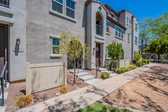 2271 E HIDALGO Avenue, Phoenix, AZ 85040