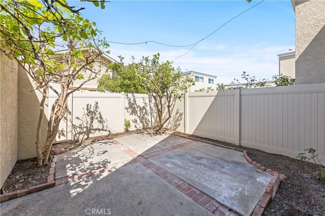 51 Golden Glen Street 1, Irvine, CA 92604