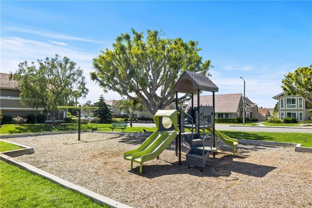 51 Golden Glen Street 1, Irvine, CA 92604