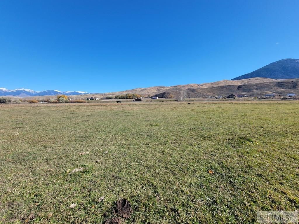Image 2 of property listing at Lot 19 Golden Leaf Lane, Salmon, ID 83467