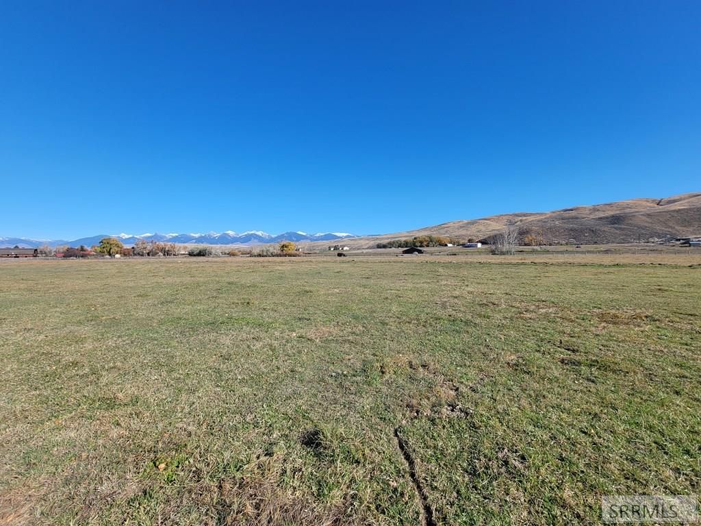 Image 3 of property listing at Lot 19 Golden Leaf Lane, Salmon, ID 83467