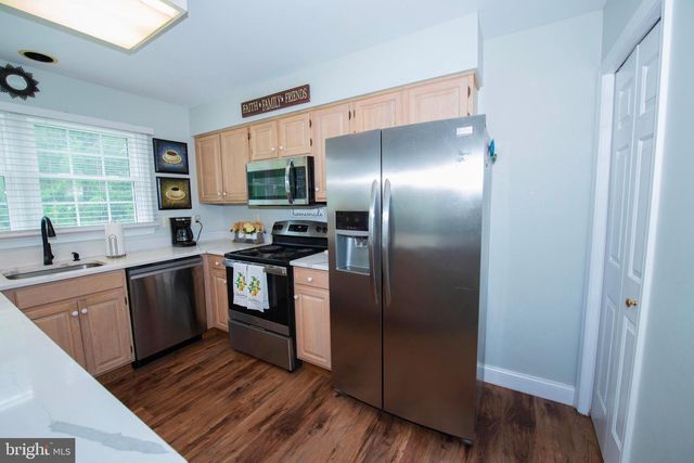 8698 DELCRIS DR, Gaithersburg, MD 20886