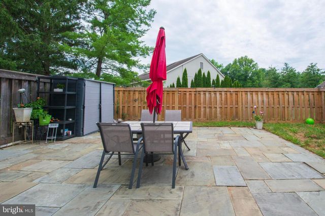 8698 DELCRIS DR, Gaithersburg, MD 20886