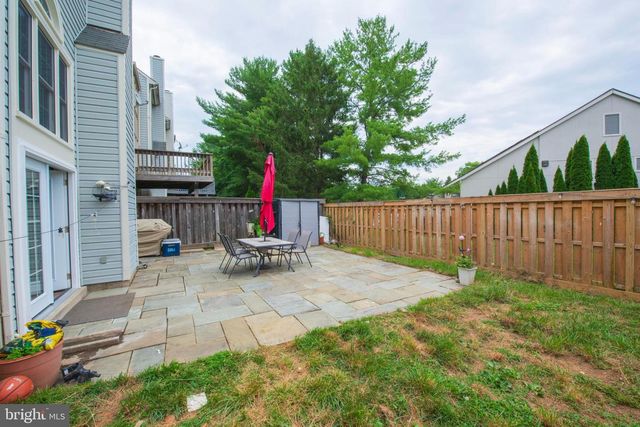8698 DELCRIS DR, Gaithersburg, MD 20886