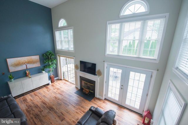 8698 DELCRIS DR, Gaithersburg, MD 20886