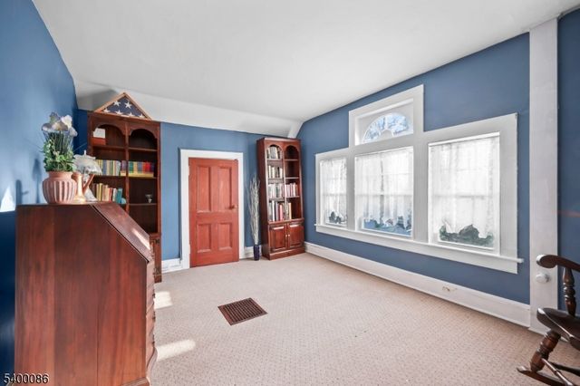 19 Berkeley Pl, Cranford Twp., NJ 07016