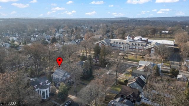 19 Berkeley Pl, Cranford Twp., NJ 07016