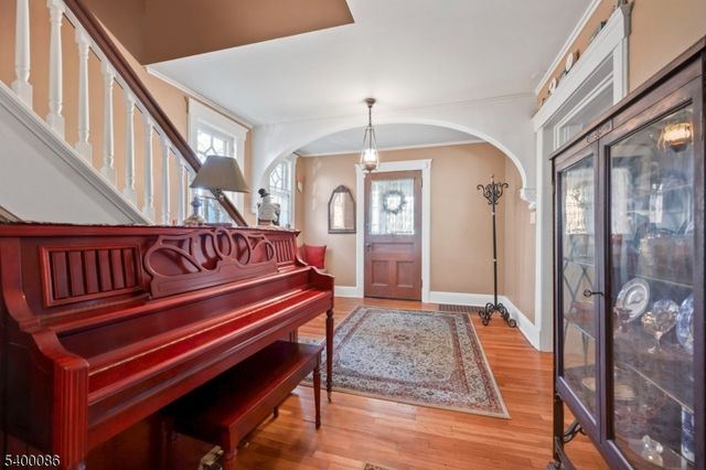 19 Berkeley Pl, Cranford Twp., NJ 07016