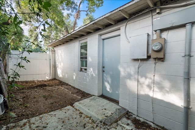 704 E WILMA STREET, Tampa, FL 33612