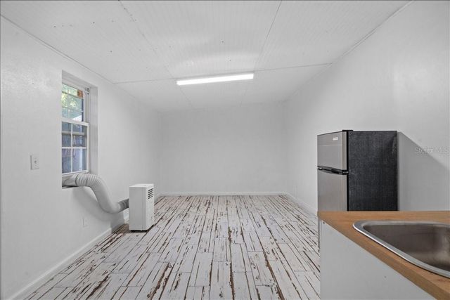 704 E WILMA STREET, Tampa, FL 33612