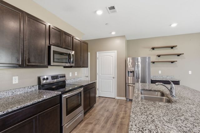 9268 War Eagles Way, Ashland City, TN 37015