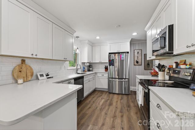 1100 Sunset Road, Cherryville, NC 28021