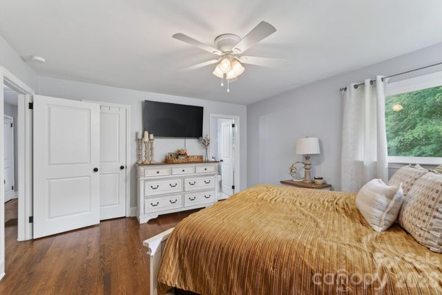1100 Sunset Road, Cherryville, NC 28021