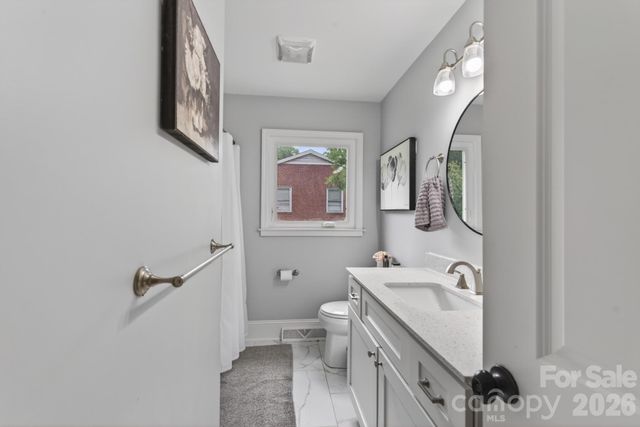 1100 Sunset Road, Cherryville, NC 28021
