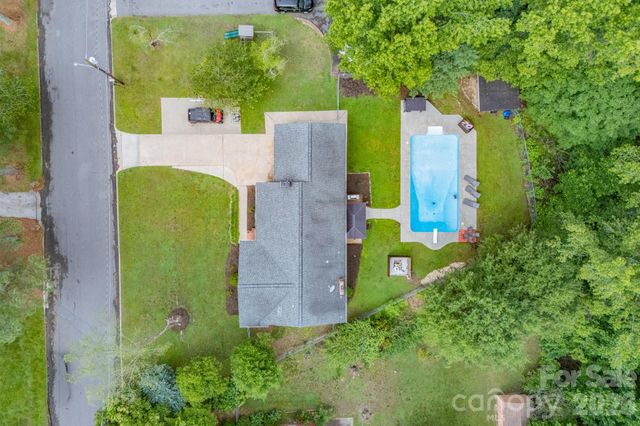 1100 Sunset Road, Cherryville, NC 28021