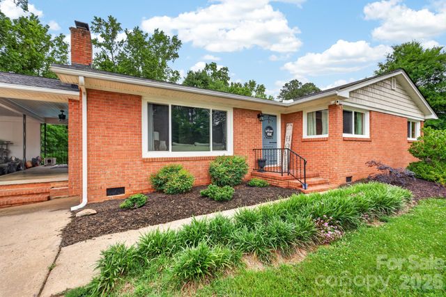 1100 Sunset Road, Cherryville, NC 28021