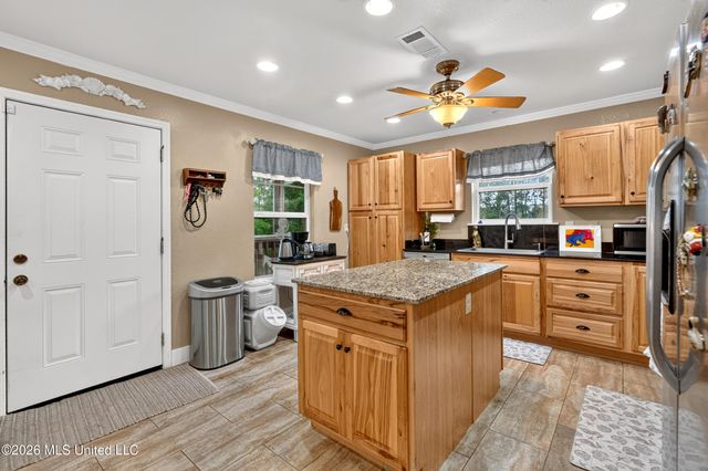 6079 4th Street, Bay Saint Louis, MS 39520