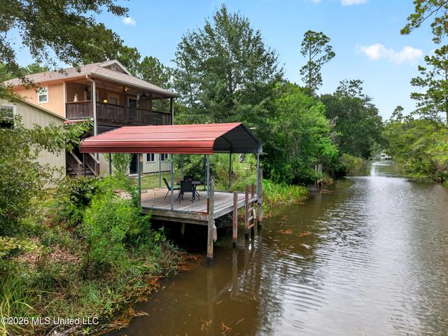 6079 4th Street, Bay Saint Louis, MS 39520