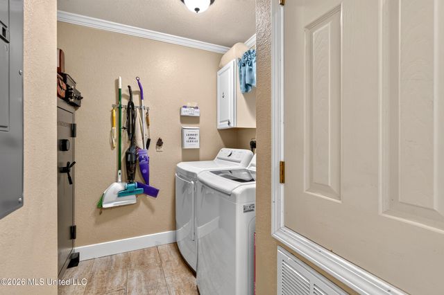 6079 4th Street, Bay Saint Louis, MS 39520