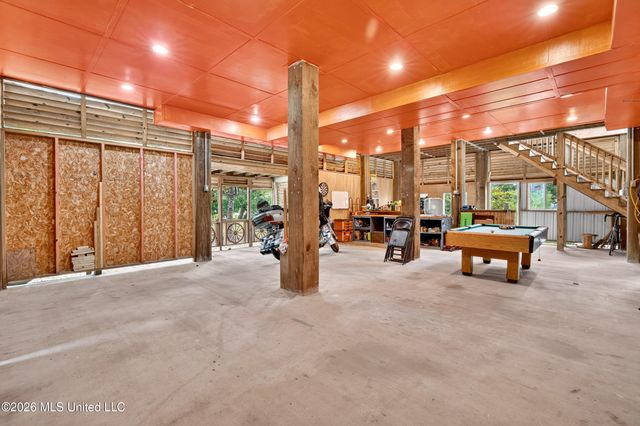 6079 4th Street, Bay Saint Louis, MS 39520