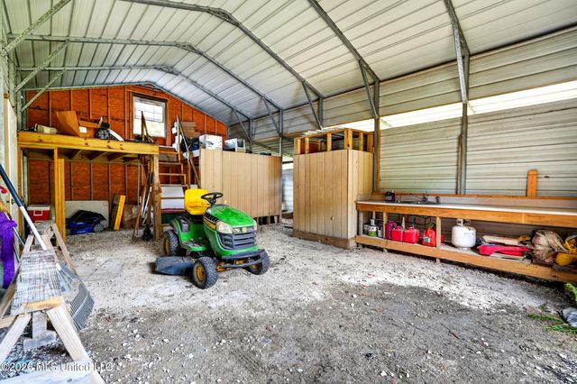 6079 4th Street, Bay Saint Louis, MS 39520