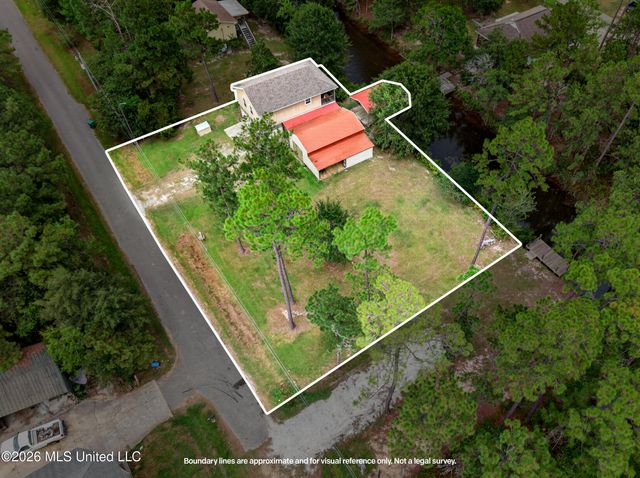 6079 4th Street, Bay Saint Louis, MS 39520