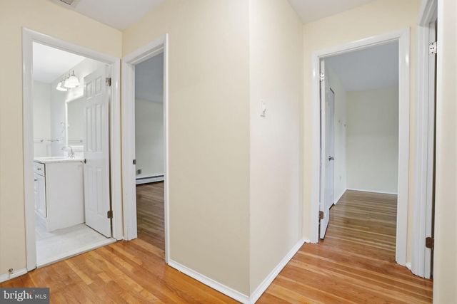 647 MIDDLE HOLLAND RD, Southampton, PA 18966