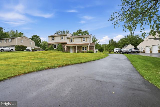 647 MIDDLE HOLLAND RD, Southampton, PA 18966