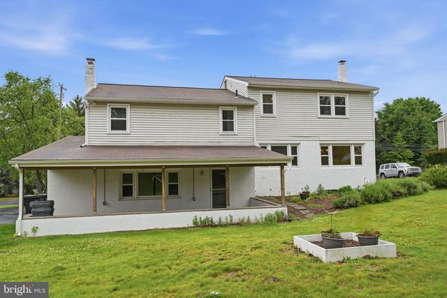 647 MIDDLE HOLLAND RD, Southampton, PA 18966