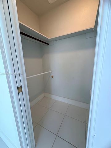 310 Leisure Blvd, Pompano Beach, FL 33064