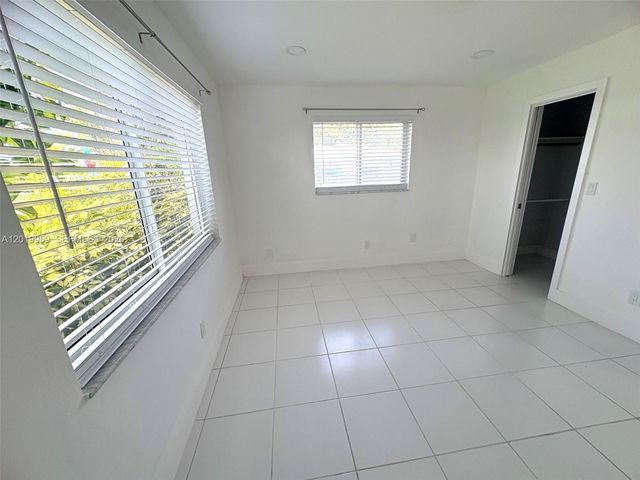 310 Leisure Blvd, Pompano Beach, FL 33064