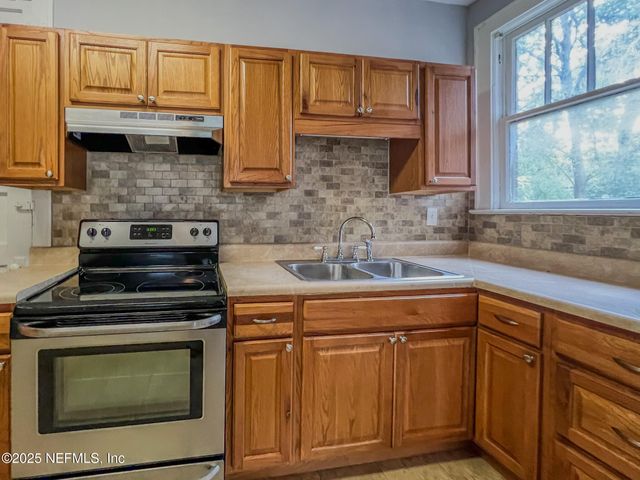 2359 OAK Street 1, Jacksonville, FL 32204