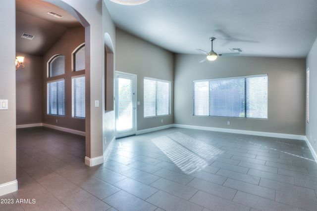 22306 N VAN LOO Drive, Maricopa, AZ 85138