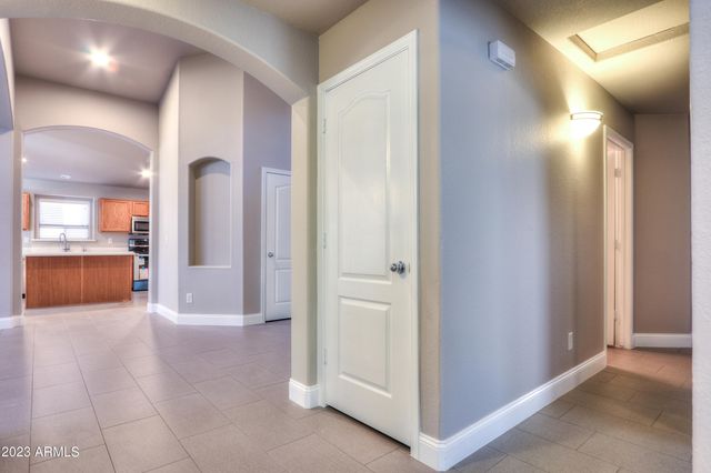22306 N VAN LOO Drive, Maricopa, AZ 85138