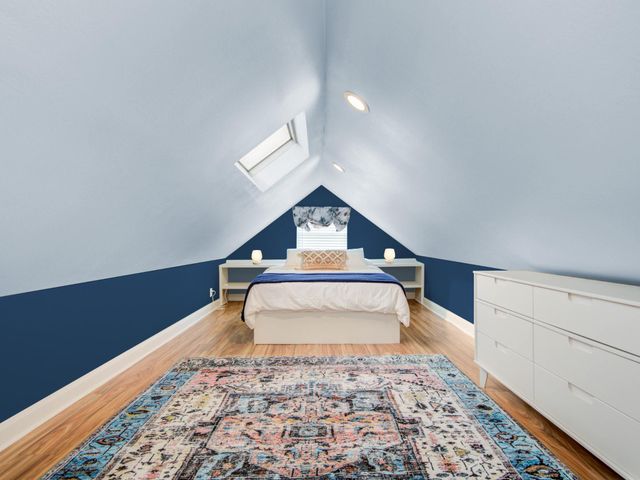 5902 Hummingbird Street, Houston, TX 77096