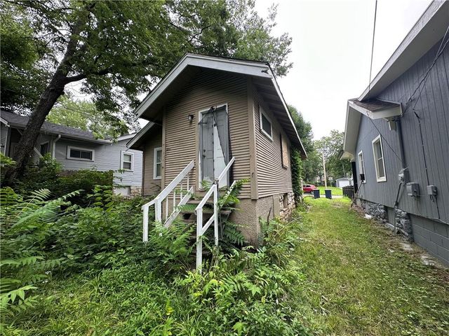 5708 Park Avenue, Kansas City, MO 64130