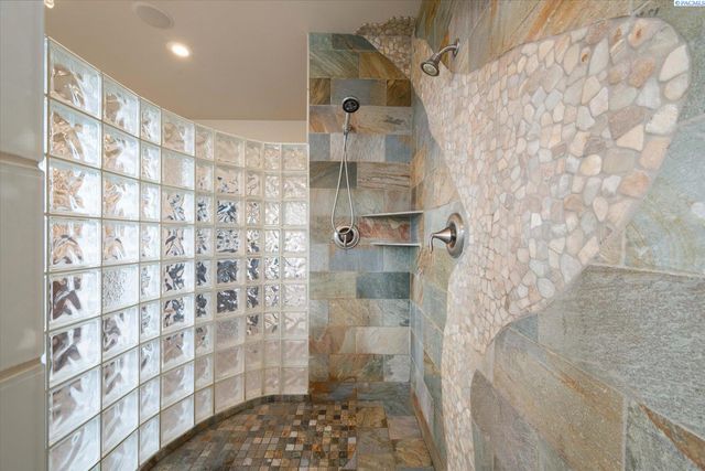 1376 Tuscany Pl, Richland, WA 99352