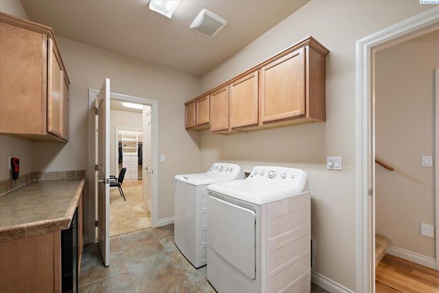 1376 Tuscany Pl, Richland, WA 99352