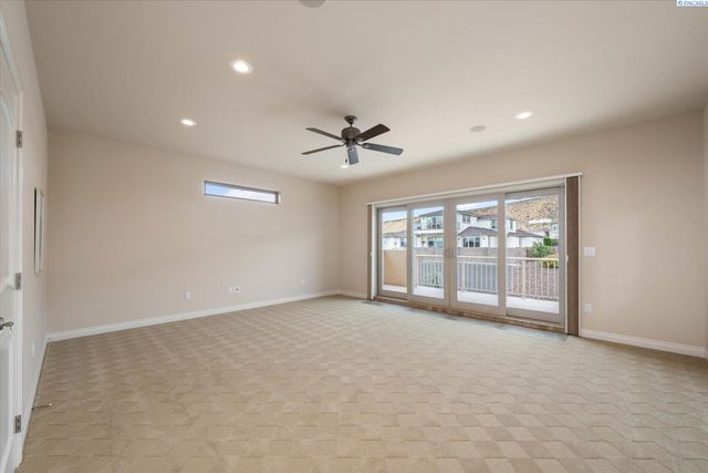 1376 Tuscany Pl, Richland, WA 99352