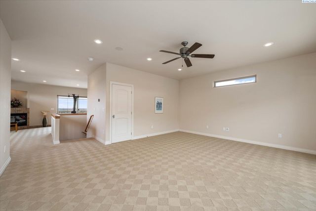 1376 Tuscany Pl, Richland, WA 99352