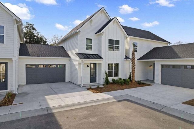 305 Livewell Court, Johns Island, SC 29455