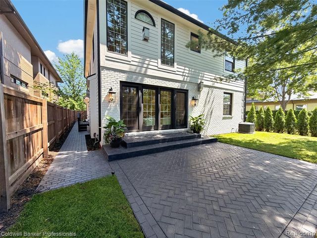 788 S Bates Street, Birmingham, MI 48009