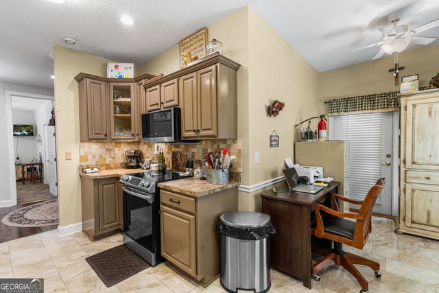 419 Long View Cir., Hiawassee, GA 30546